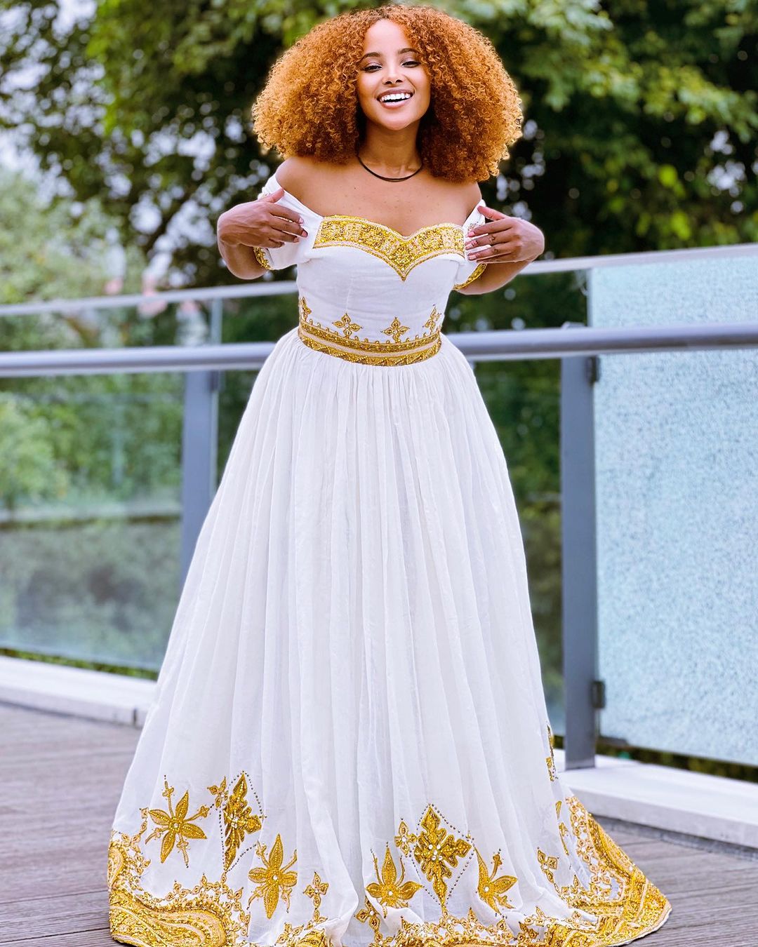 Modern Golden Ethiopian Traditional Dress: Off Shoulder Chic Habesha Dress Tailored for Any Event Habesha Kemis XS
