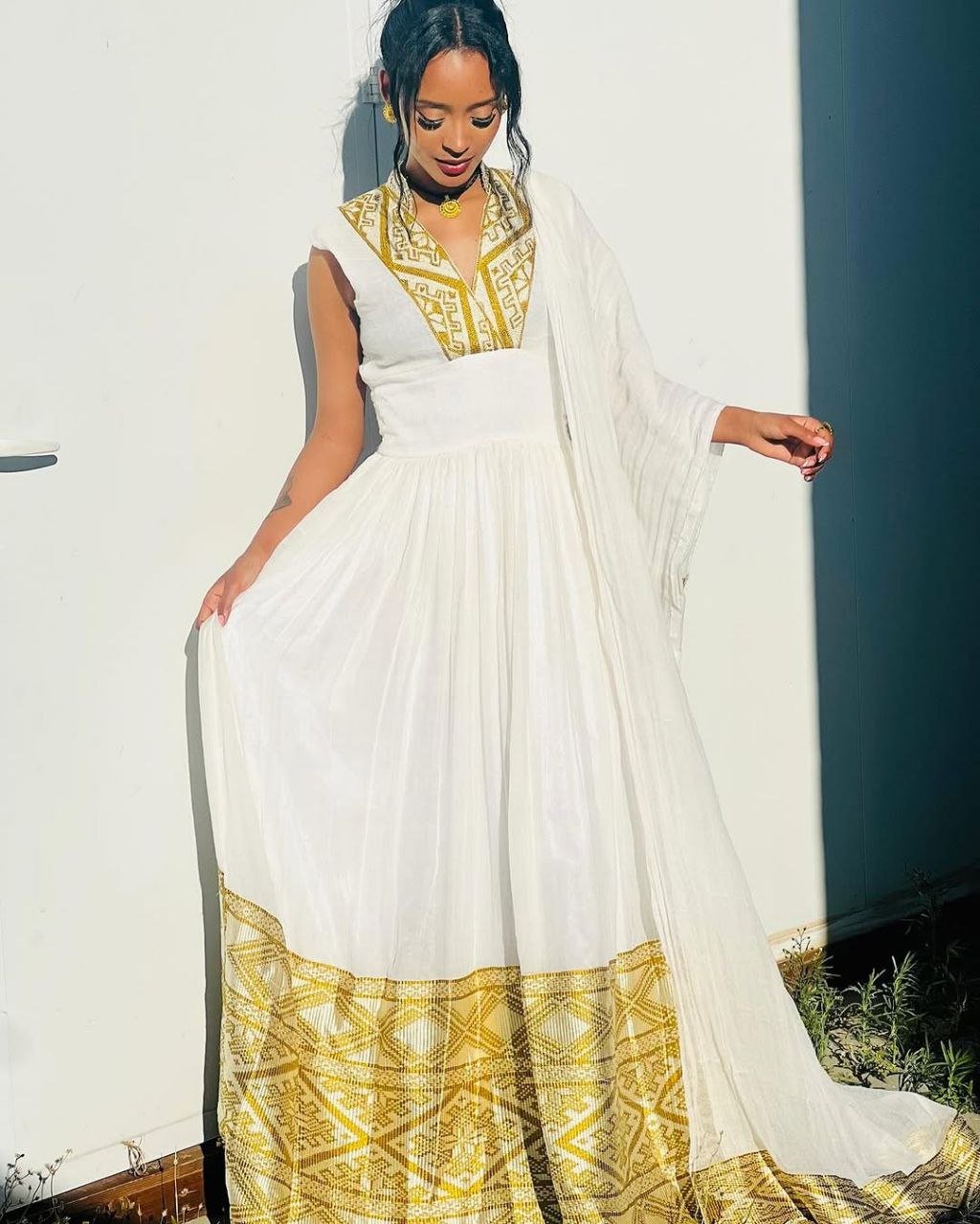Elegant Habesha Kemis with Gold Accents – Traditional Ethiopian Dress – Habesha Clothing