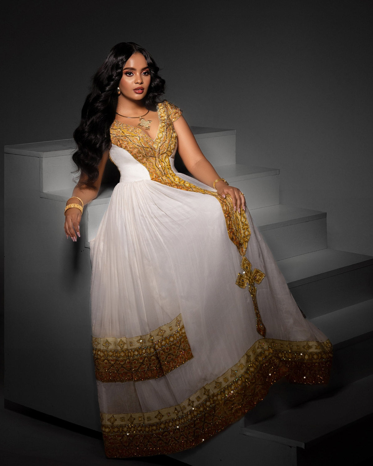 Luxurious Golden Accent Ethiopian Dress Elegant V-Neck Habesha Kemis Short Sleeve Habesha Dress 775