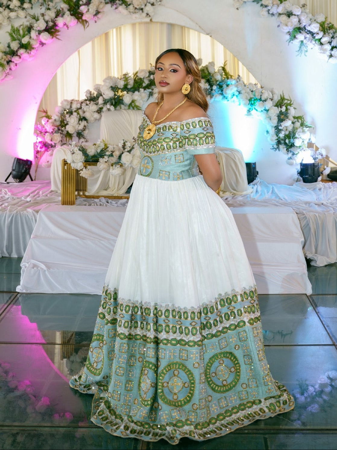 Off-Shoulder Ethiopian Wedding Dress Elegant Green Embroidered Habesha Kemis Short Sleeve Habesha Dress 884