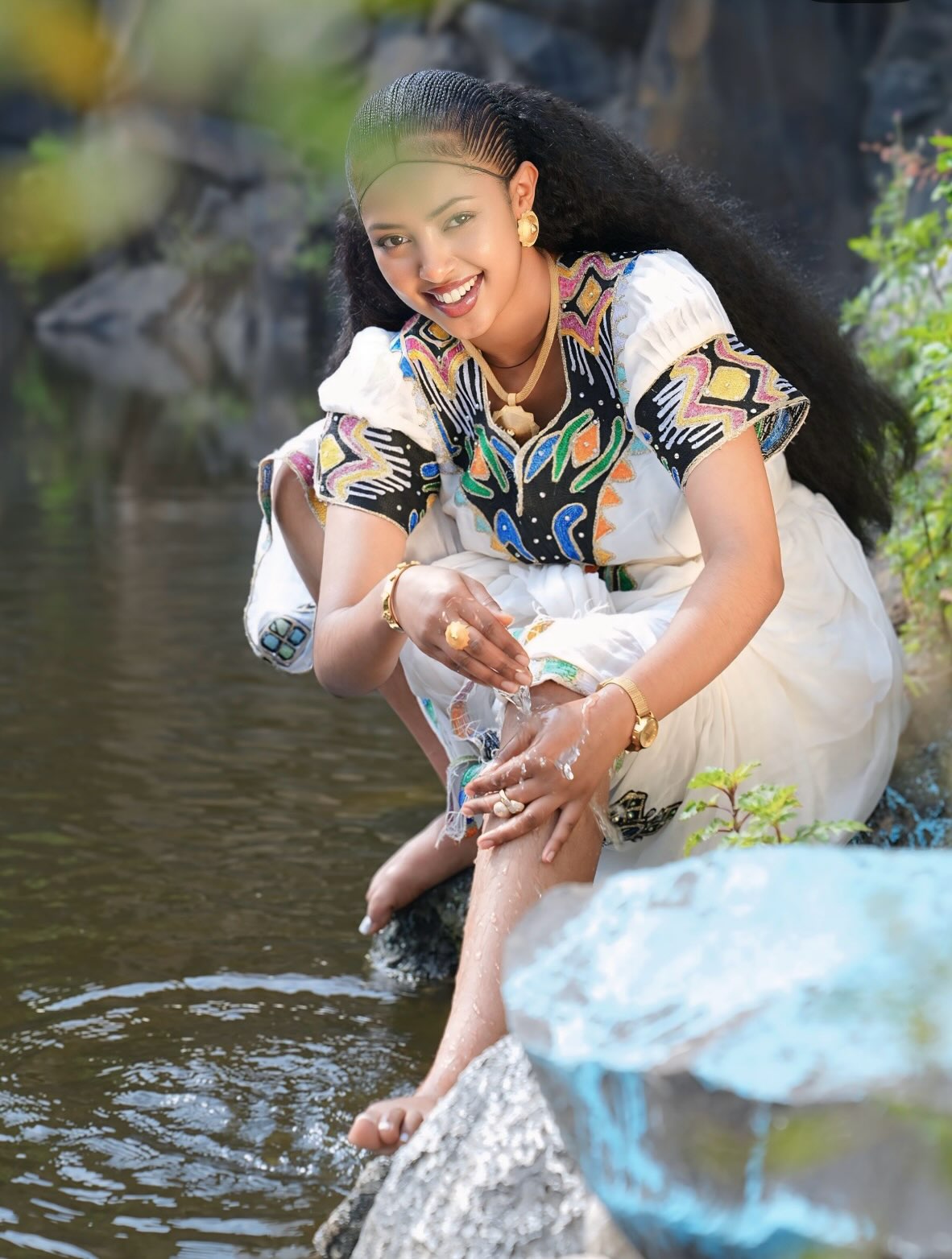 Onyx Vibrant Geometry Habesha Kemis Online Handloomed Traditional Ethiopian Clothing Stylish Habesha Dress 1088