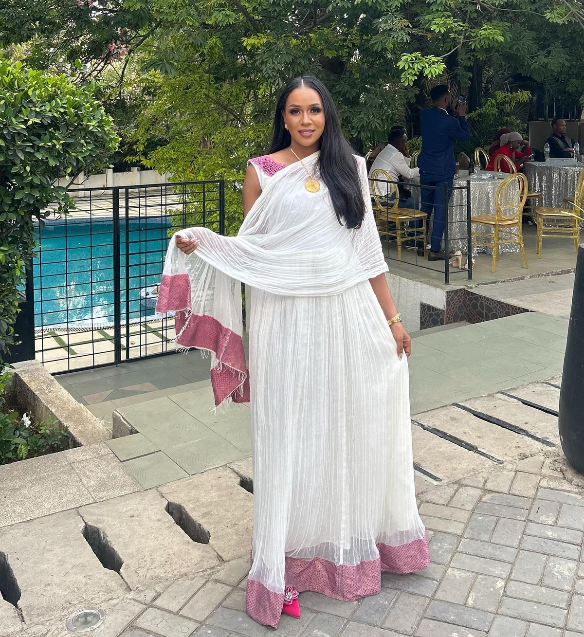 Ethiopian traditional dress Elegant Sleeveless Habesha Dress with Dusty Rose Geometric Woven Hem & Netela 1320
