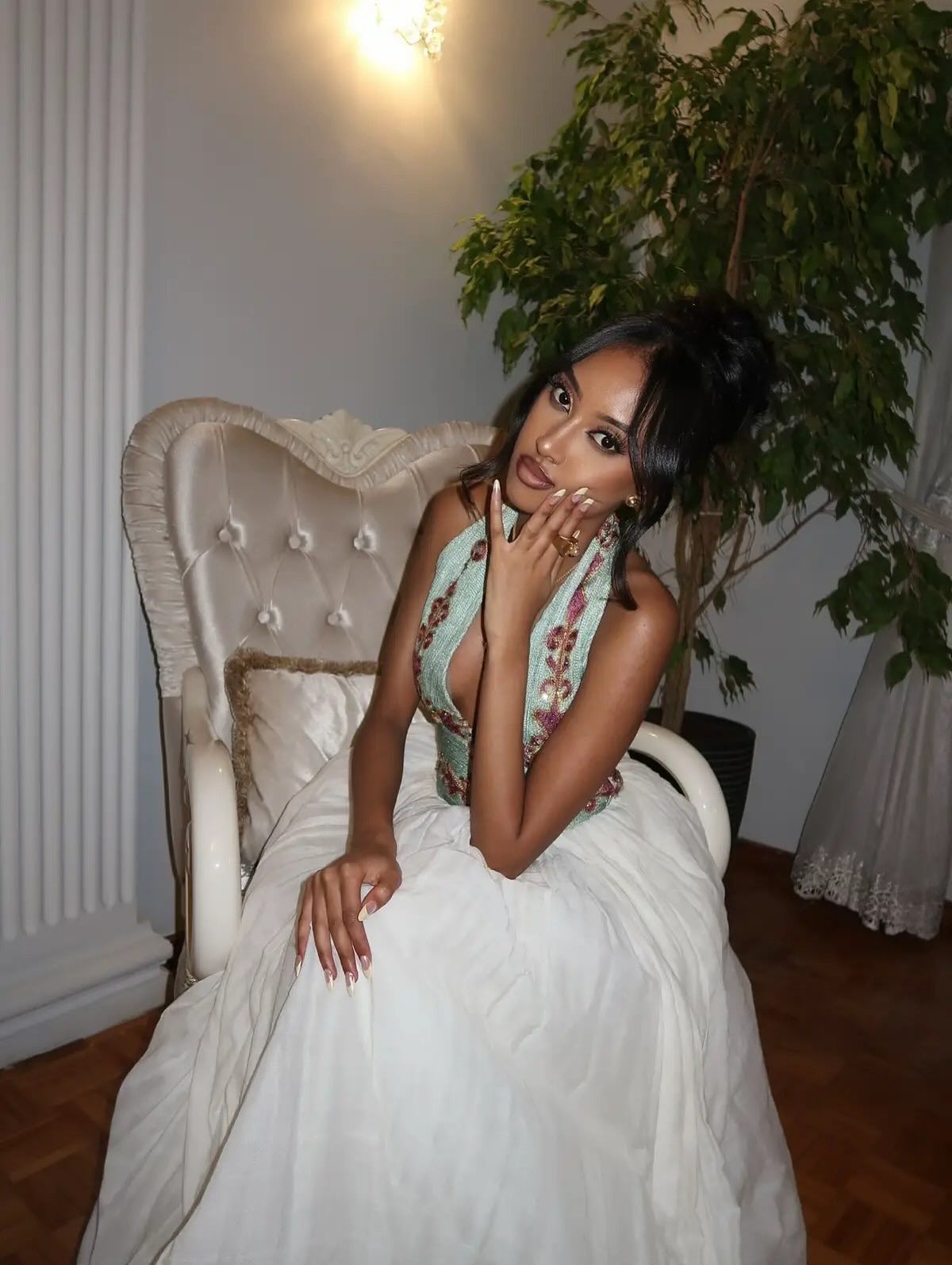 V-neckline Habesha Dress Sleeveless Habesha Kemis Beautiful Embroidery Ethiopian Clothing 679