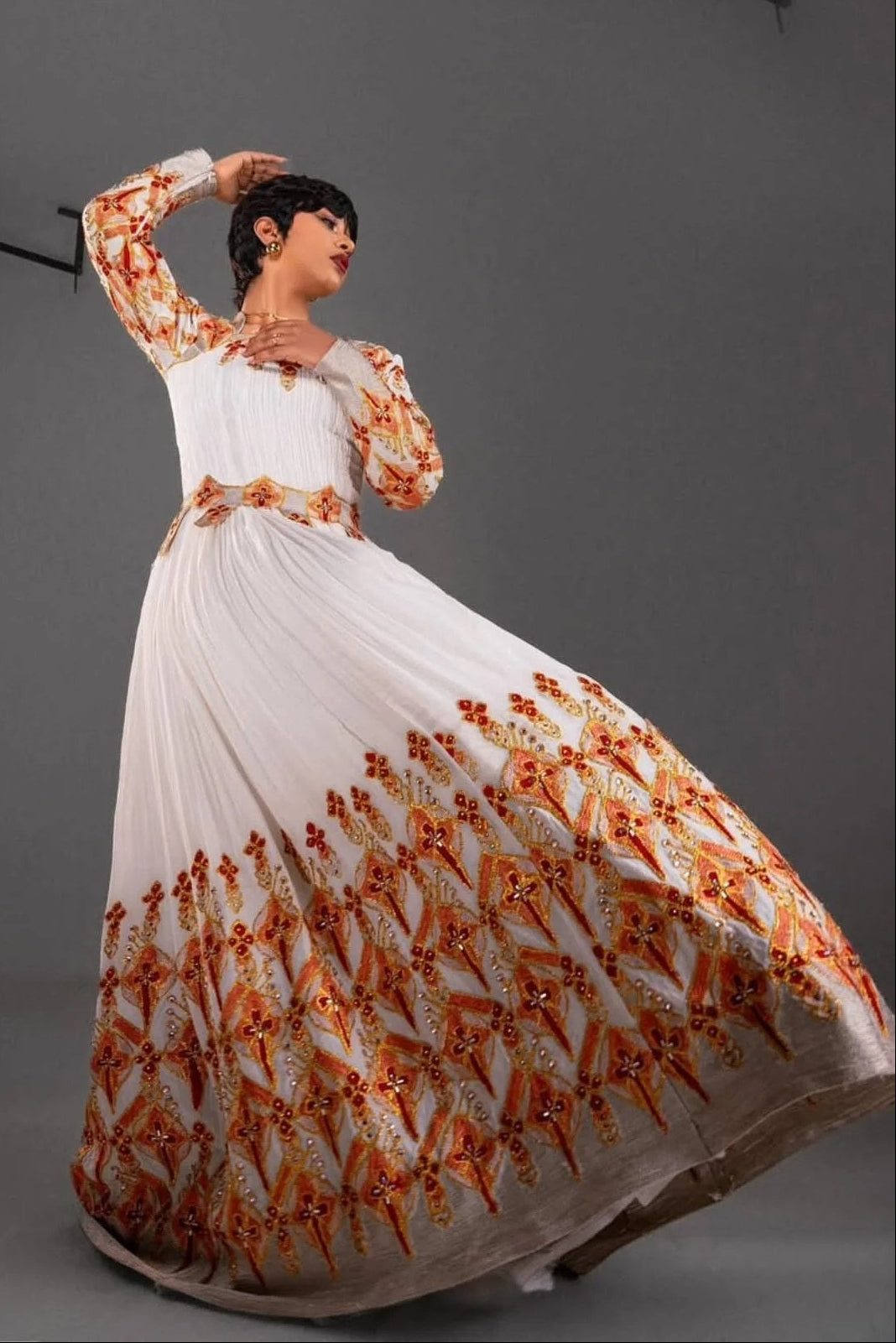 Vibrant Orange & Gold Traditional Ethiopian Wedding Dress – Habesha Style Elegance