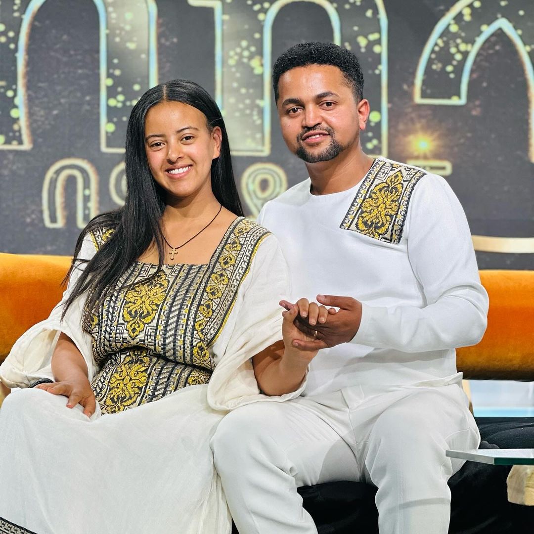 Exquisite Unity: Detailed Couples' Ethiopian Outfit Habesha Couple's Outfit