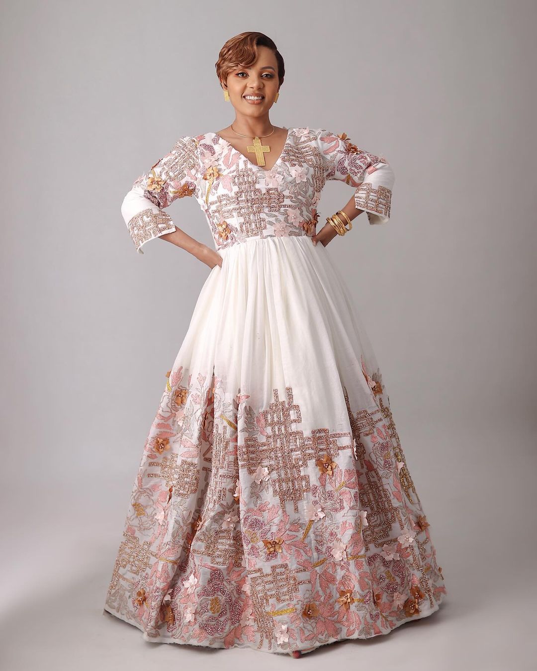 Sparkling Modern Ethiopian Dress Flower Design Habesha Wedding Dress