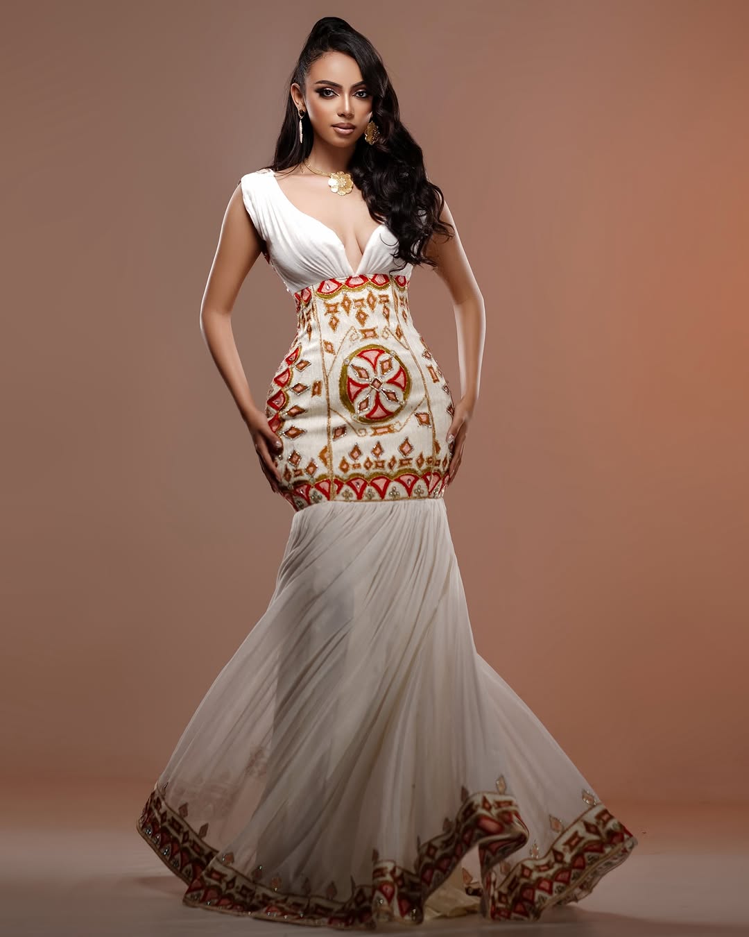 Enchanting Red Mermaid Habesha Dress: Sophisticated Design Traditional Ethiopian Dress Pretty Habesha Kemis