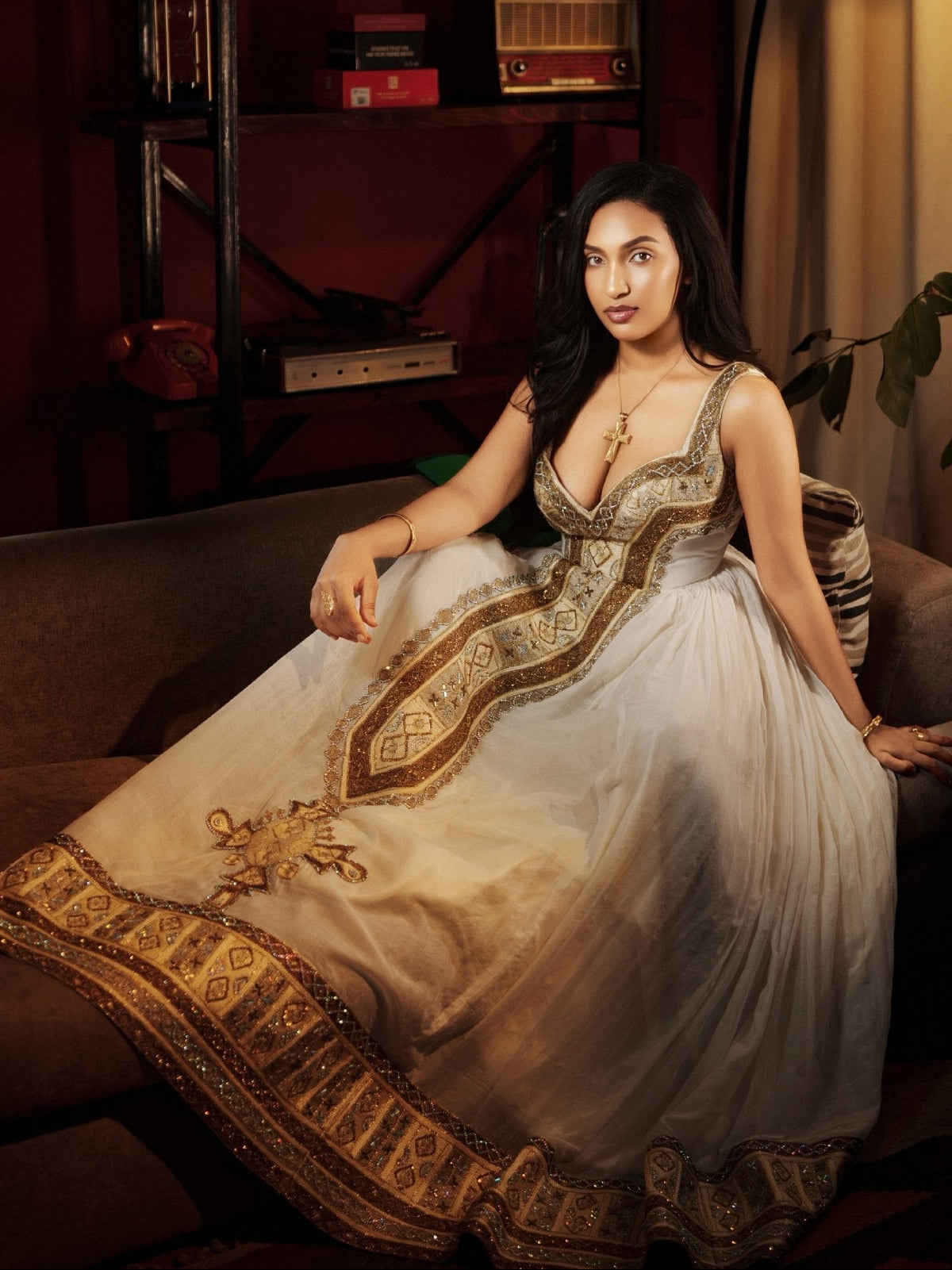 Bronze & Warm Gold Filigree Ethiopian Clothing Sleeveless Eritrean dress with Central Tilf 1195