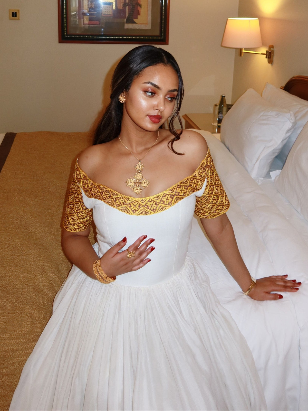 Off-Shoulder Gold Tapestry Border Ethiopian Clothing Handwoven Habesha Kemis Stylish Habesha Dress 1197