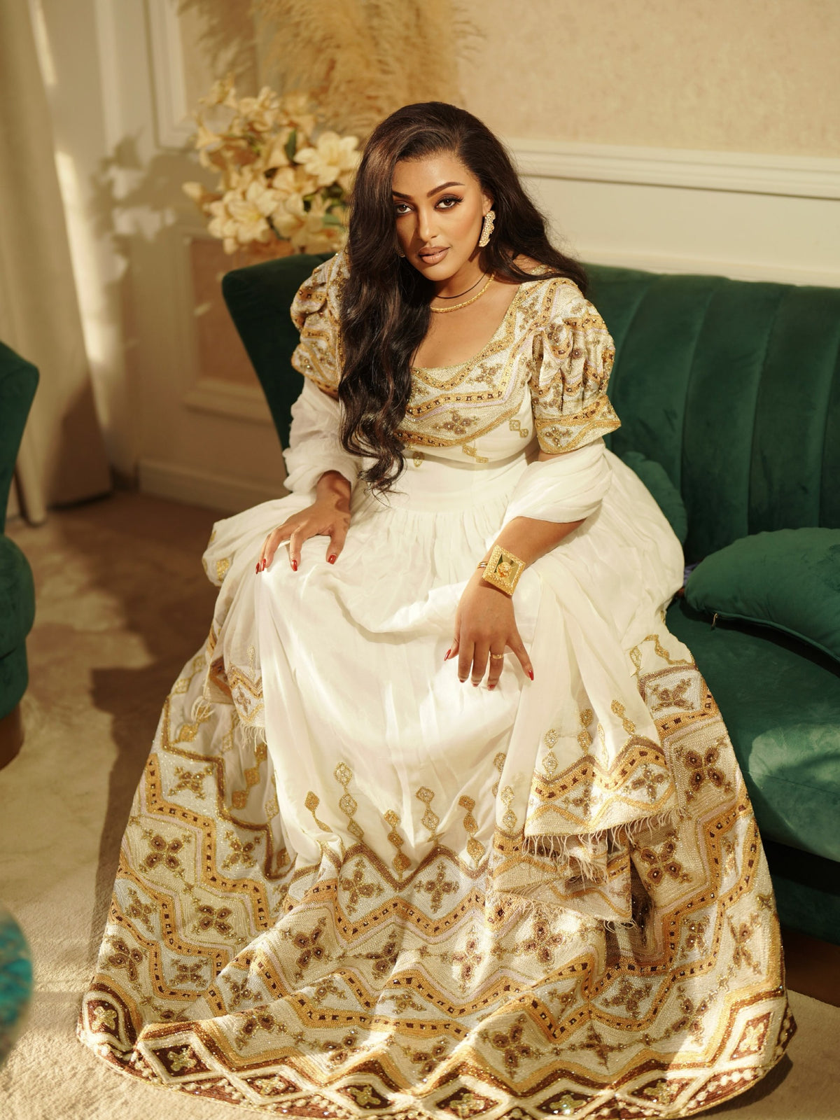 Ethiopian Clothing With Opulent Gold & Bronze Filigree Puff-Sleeve Habesha Kemis 1281