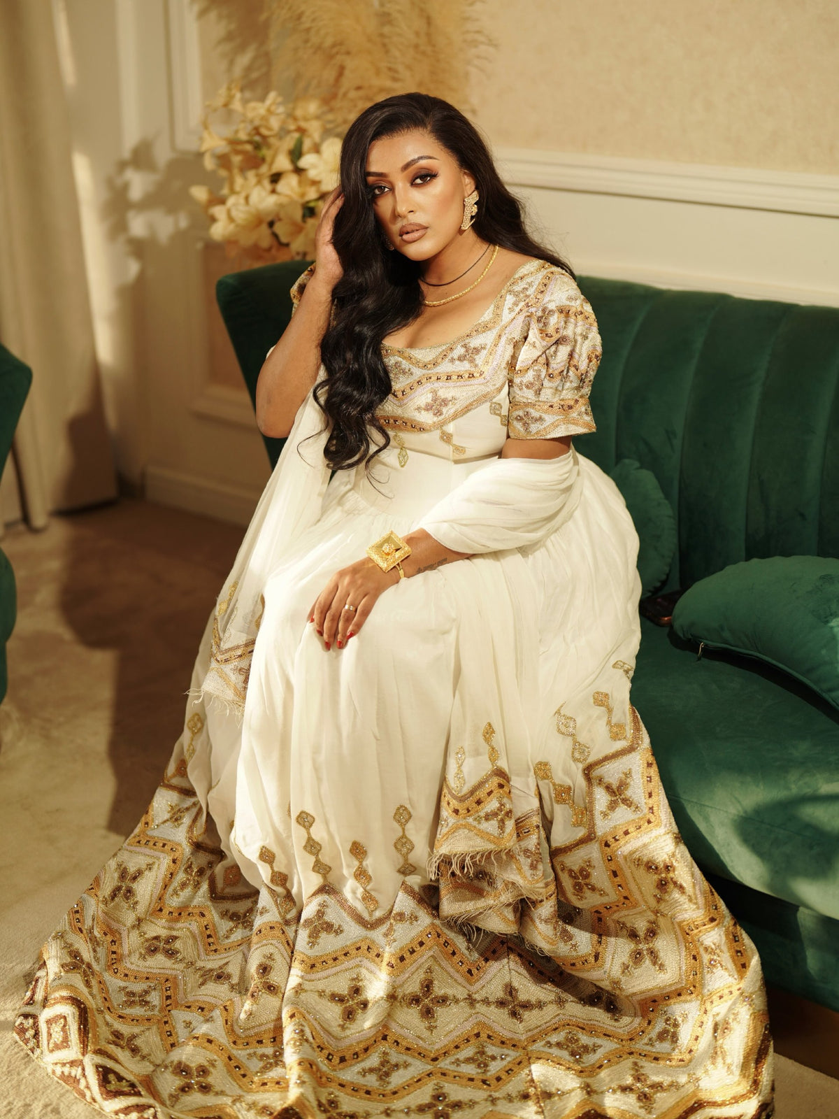 Ethiopian Clothing With Opulent Gold & Bronze Filigree Puff-Sleeve Habesha Kemis 1281