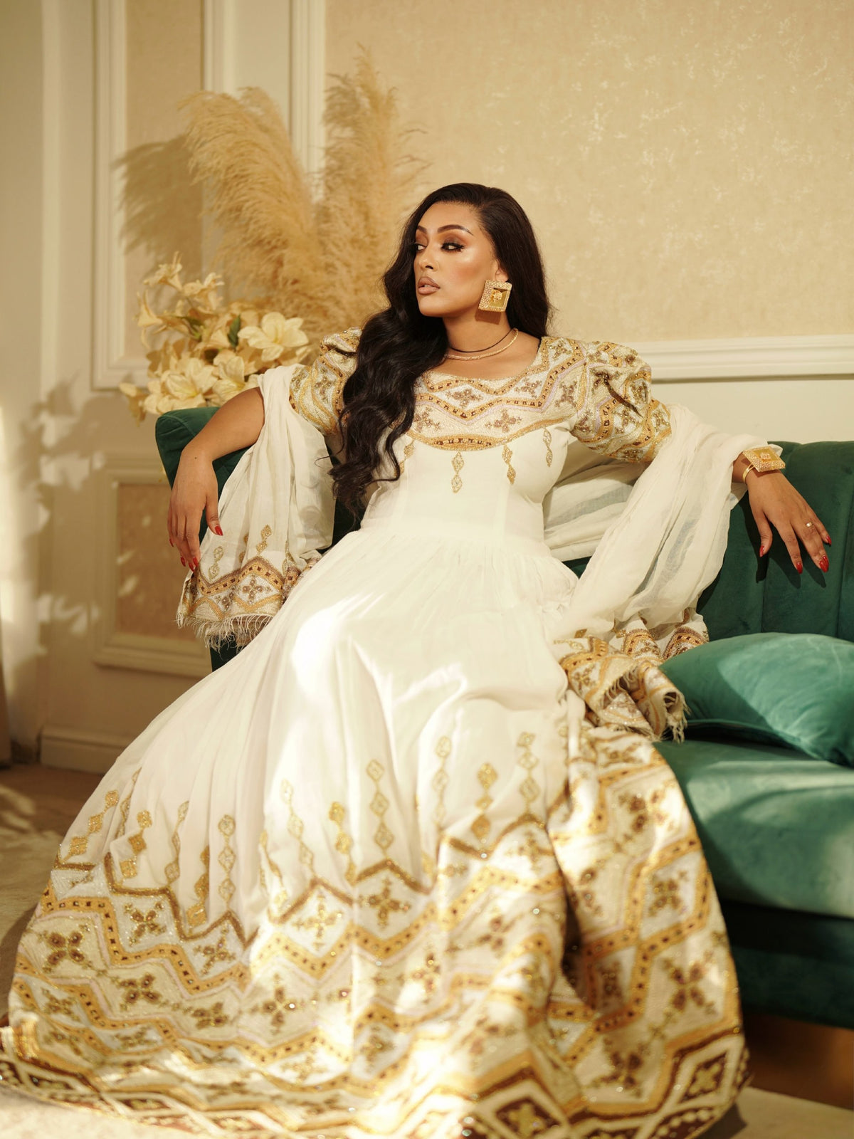 Ethiopian Clothing With Opulent Gold & Bronze Filigree Puff-Sleeve Habesha Kemis 1281